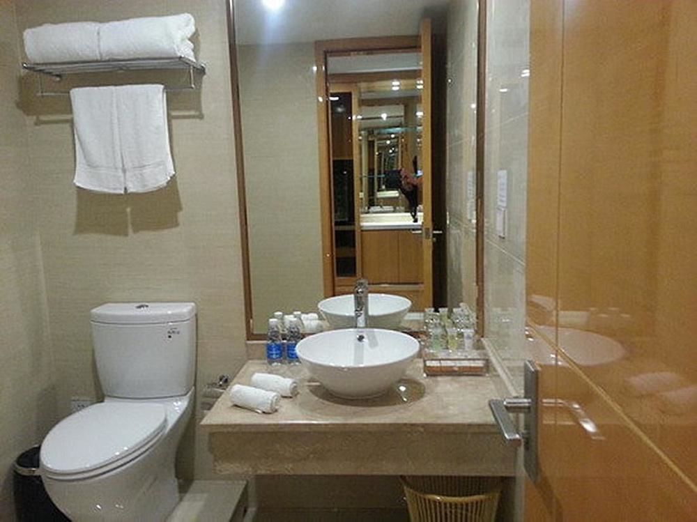 Hotel Venice Resort Qidong  Exteriör bild