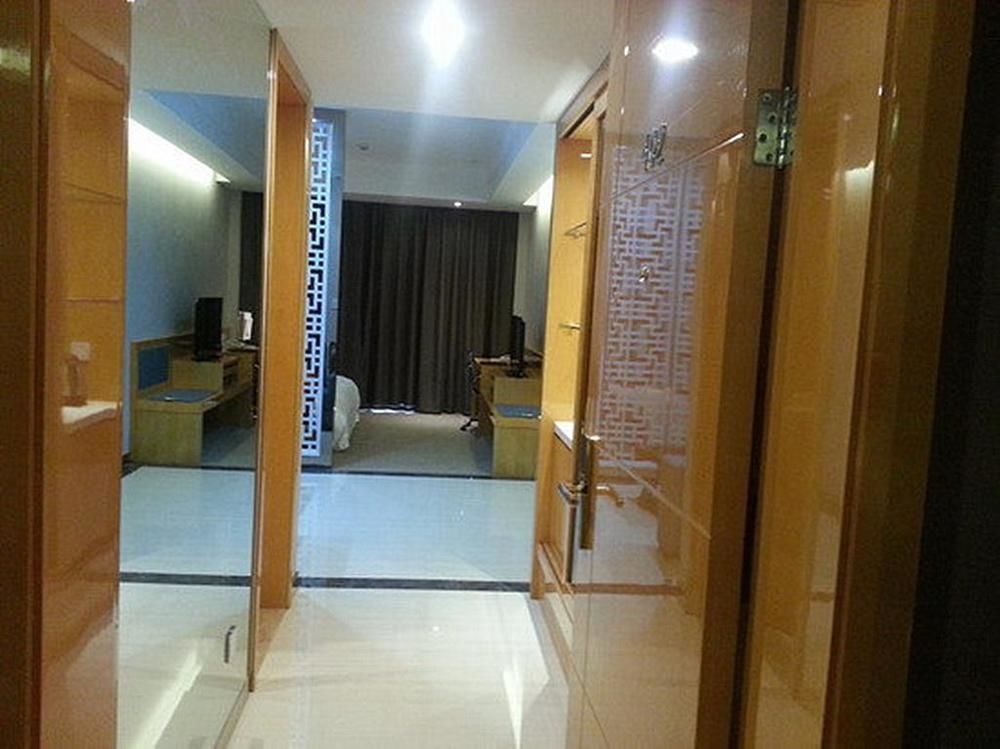 Hotel Venice Resort Qidong  Exteriör bild